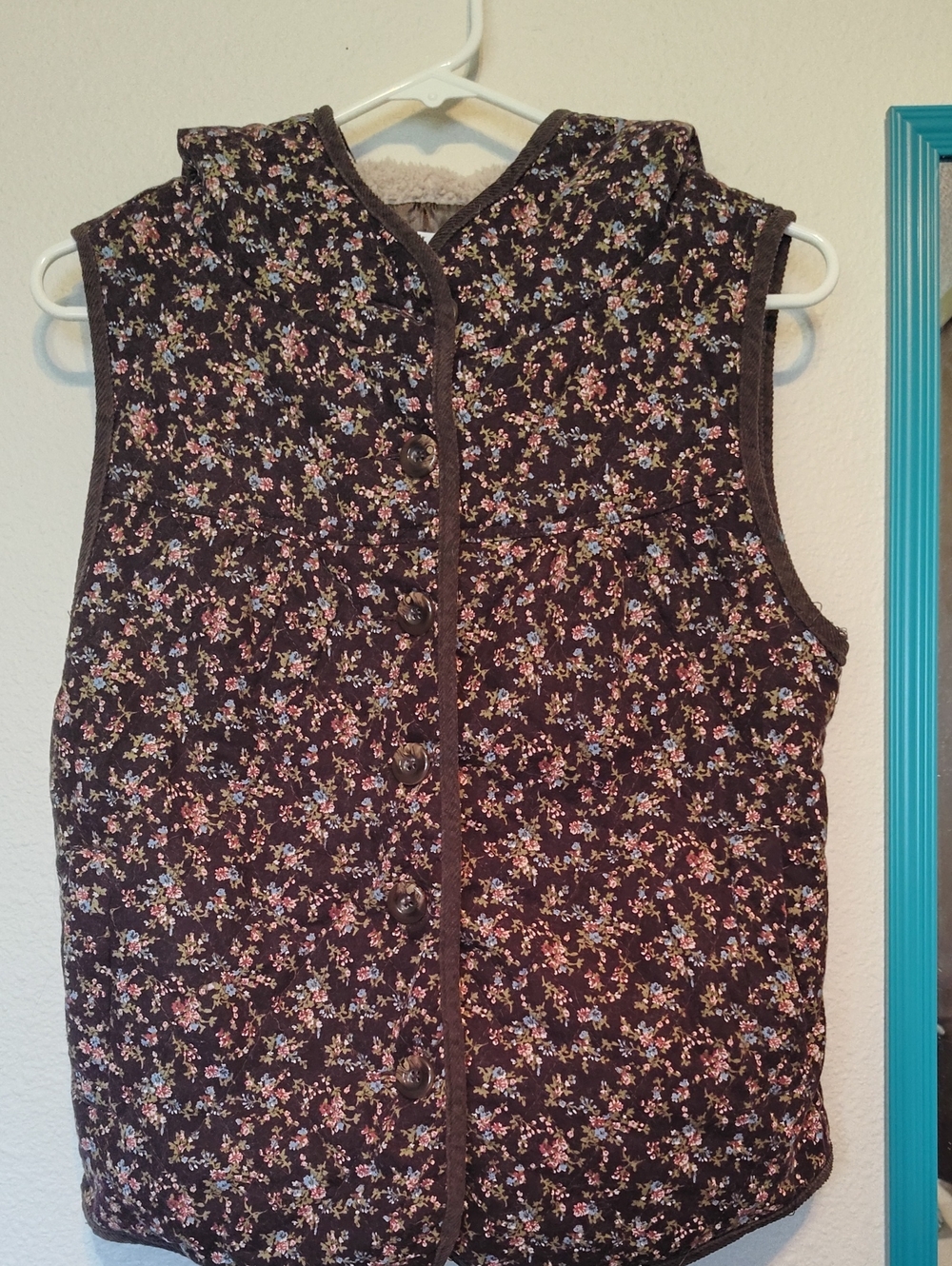 Sleeveless Quilted Floral Vest - Black with Pink & Blue Flowers